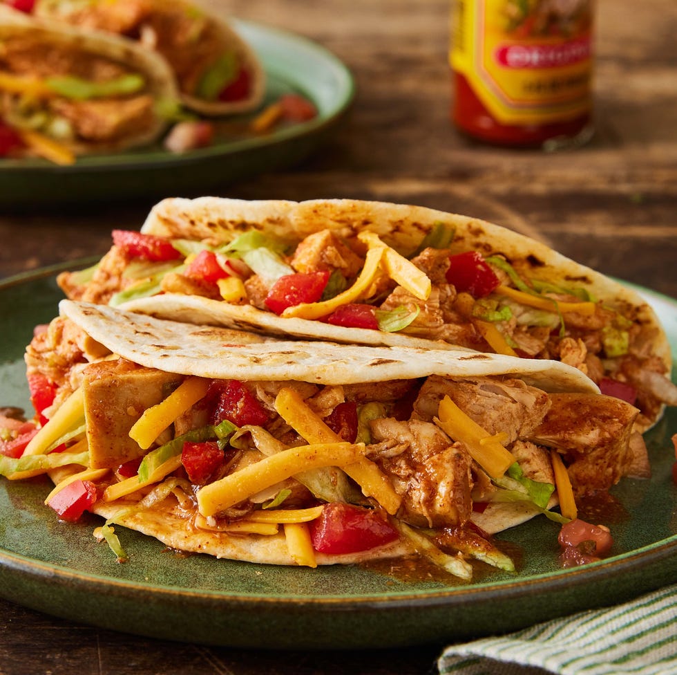 Slow Cooker Chicken Tacos