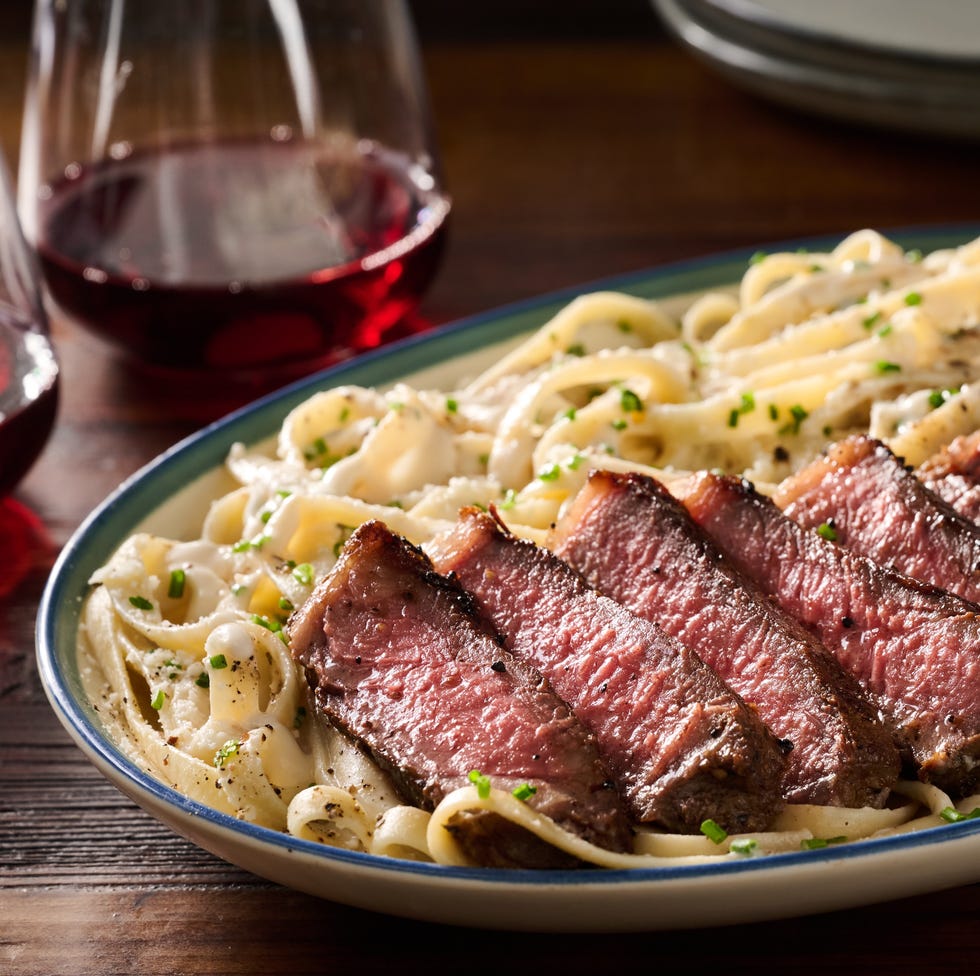 Steak Fettuccine Alfredo